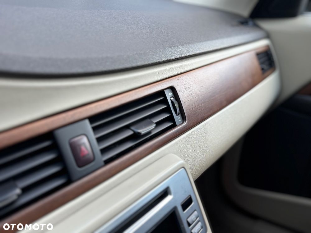 Volvo XC 70 D5 AWD Summum - 27