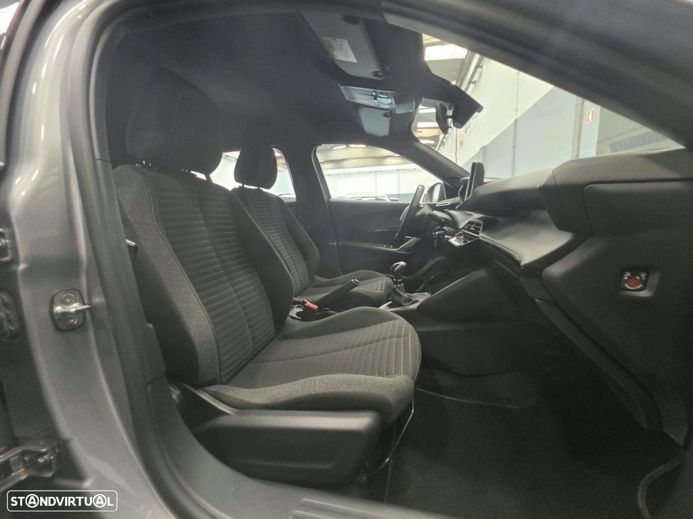 Peugeot 2008 1.2 PureTech Active - 17