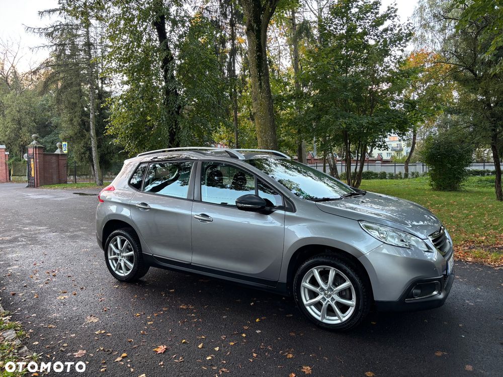 Peugeot 2008 - 8