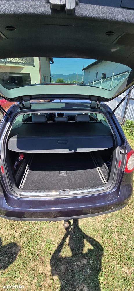 Volkswagen Passat 2.0 TDI 4Motion Individual Chrom - 4