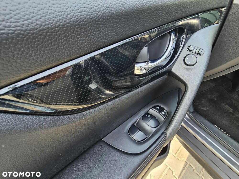 Nissan X-Trail 1.7 dCi Tekna 2WD Xtronic - 32