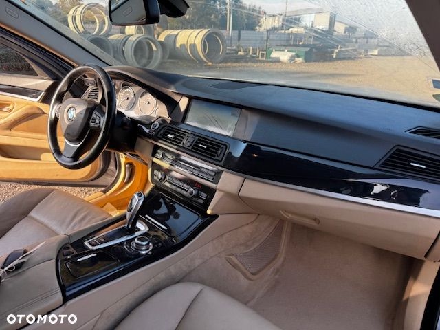 BMW Seria 5 - 32