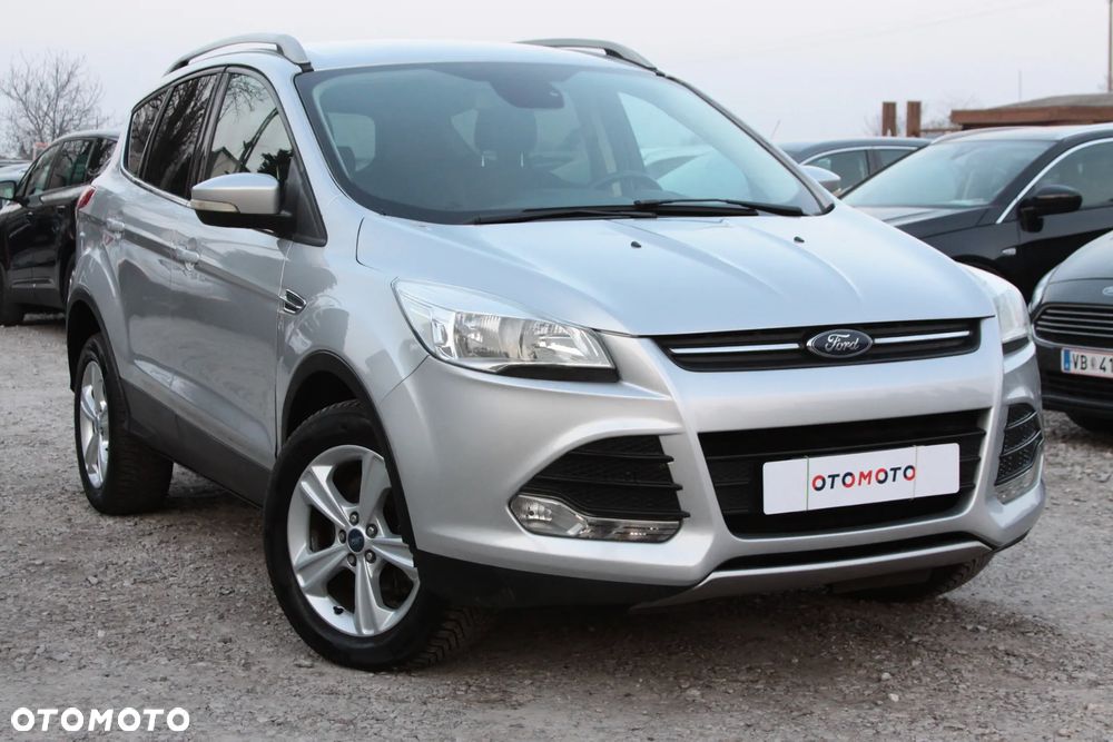 Ford Kuga 2.0 TDCi 2x4 Titanium - 1