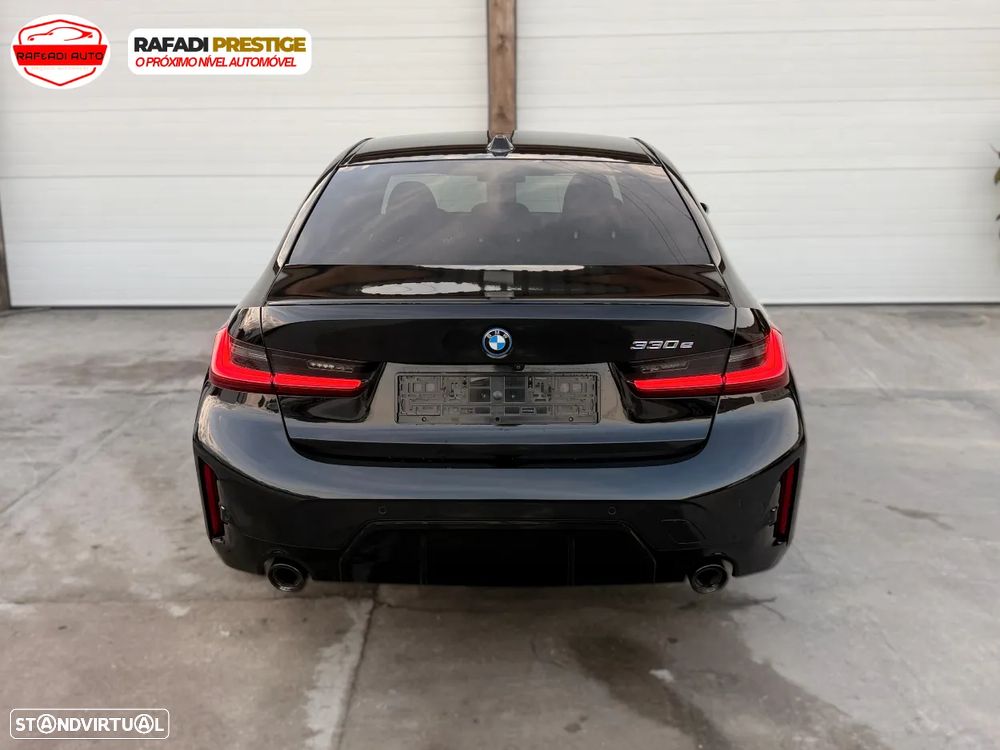 BMW 330 e Aut. M Sport - 7