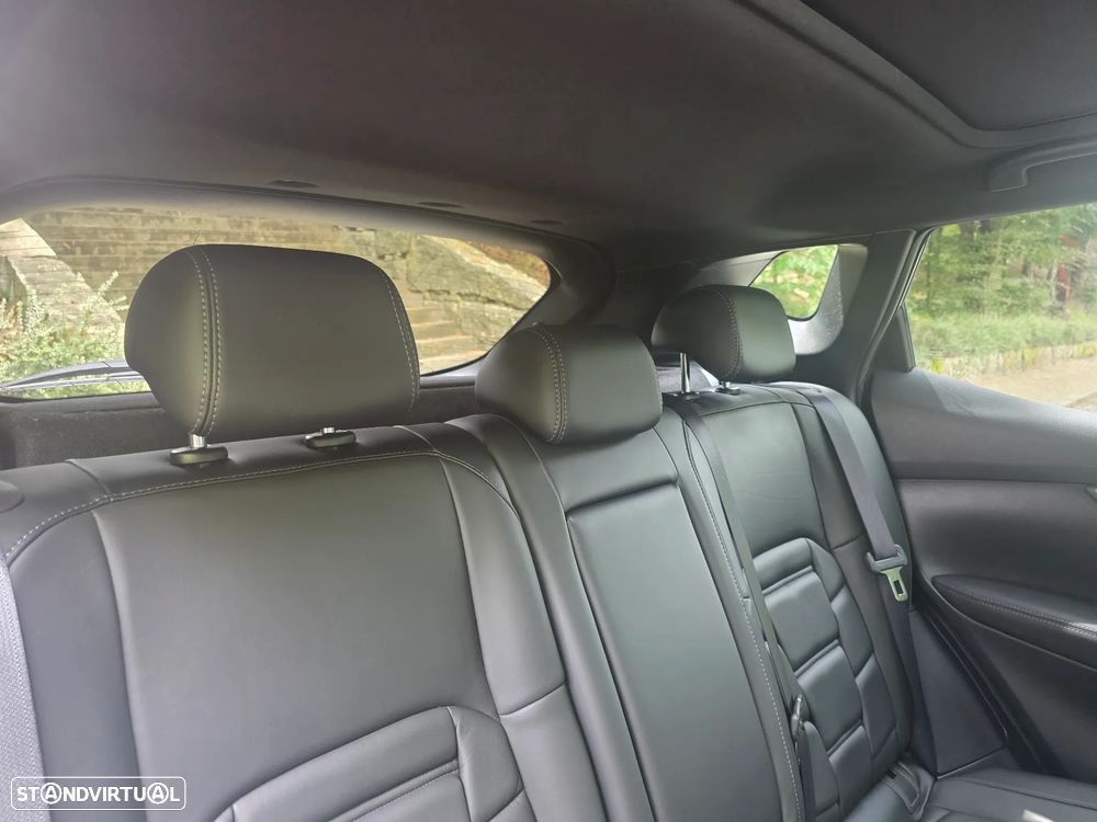 Nissan Qashqai 1.2 DIG-T Tekna 19 Pele - 23