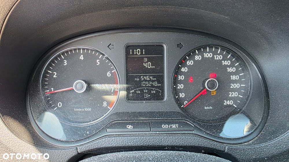 Volkswagen Polo - 6