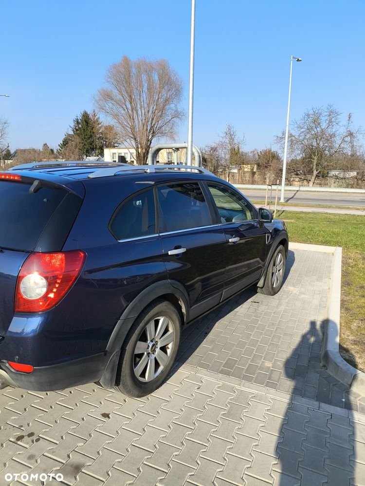 Chevrolet Captiva 3.2 Edition - 7