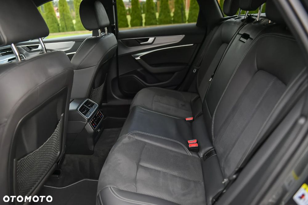 Audi A6 Avant 40 TDI quattro S tronic S line - 25