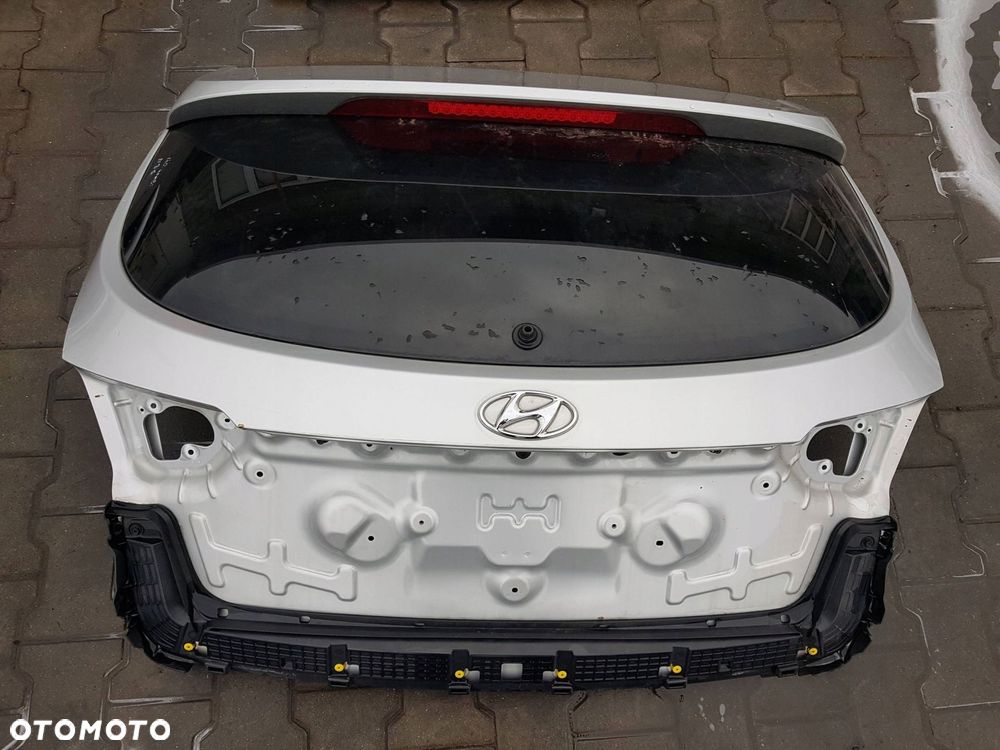 HYUNDAI I40 11-14r KOMBI KLAPA BAGAŻNIKA TYŁ TYLNA N3S