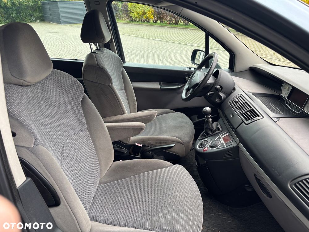 Peugeot 807 2.0 HDi Premium - 8