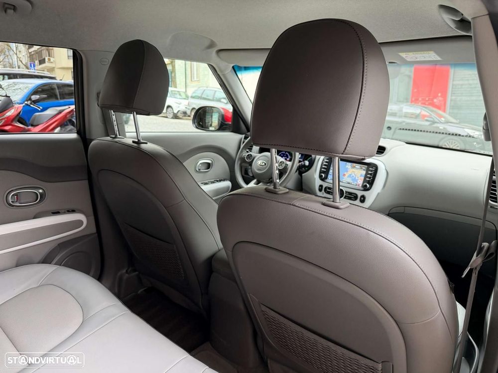 Kia e-Soul EV 30kWh - 28
