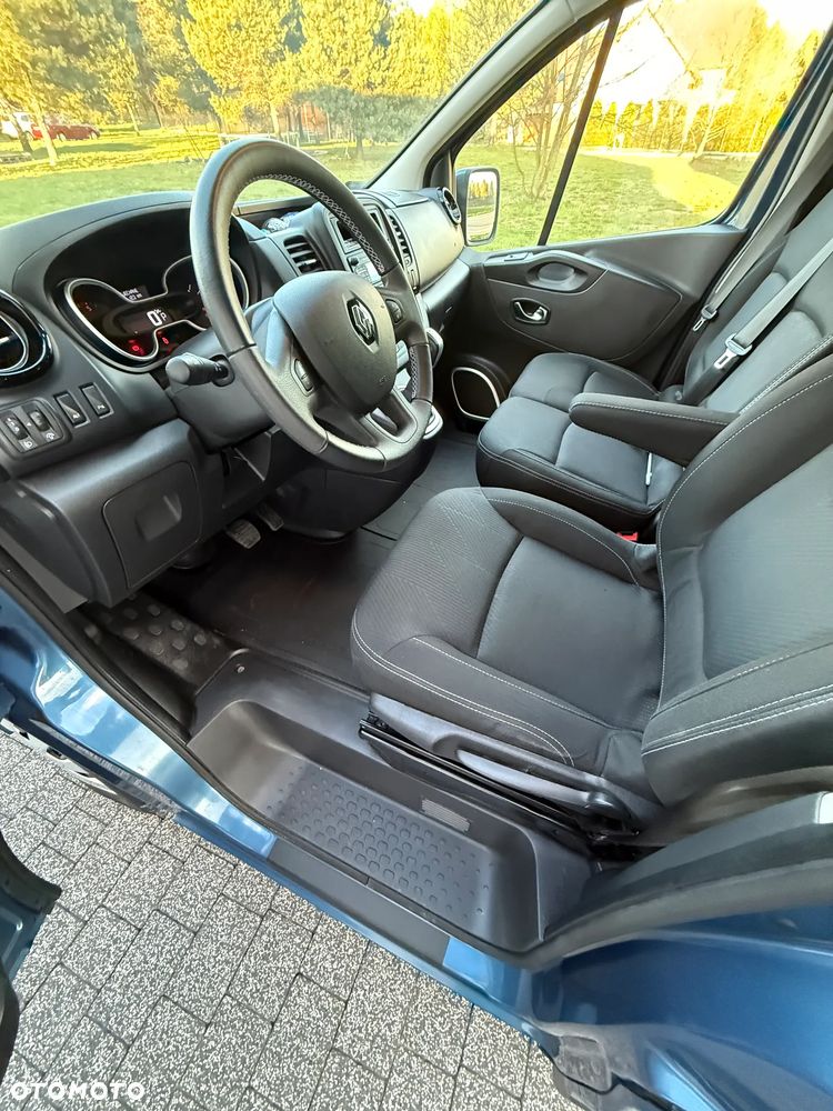 Renault Trafic - 14