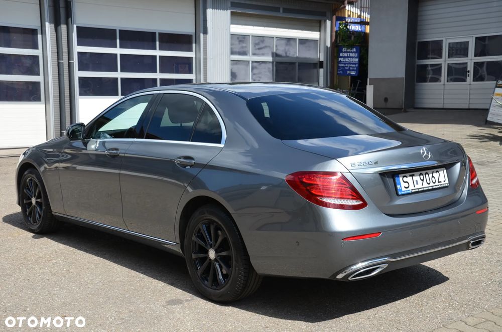 Mercedes-Benz Klasa E 220 d 9G-TRONIC - 4