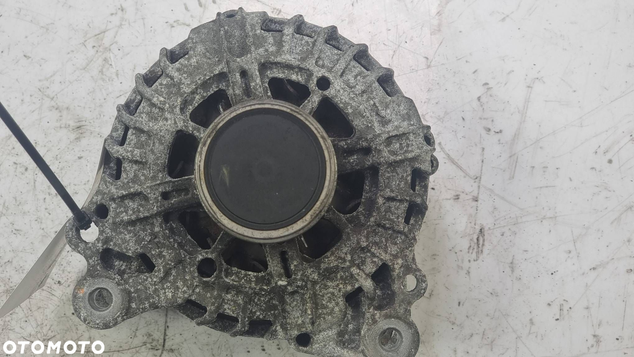 ALTERNATOR SKODA OCTAVIA III 04E903015D - 4