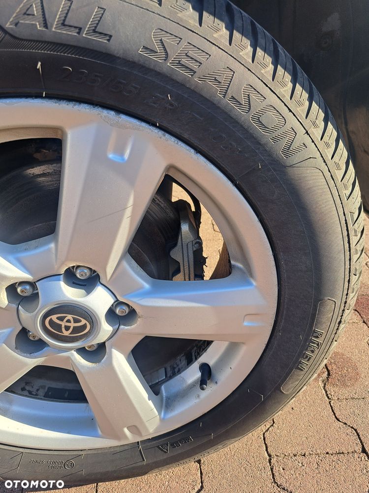 Toyota RAV4 2.0 D-4D 4x4 - 9