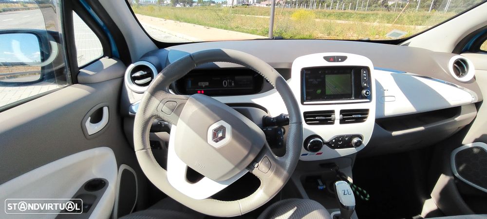 Renault Zoe (c/ Bateria) 22 kwh Life - 35