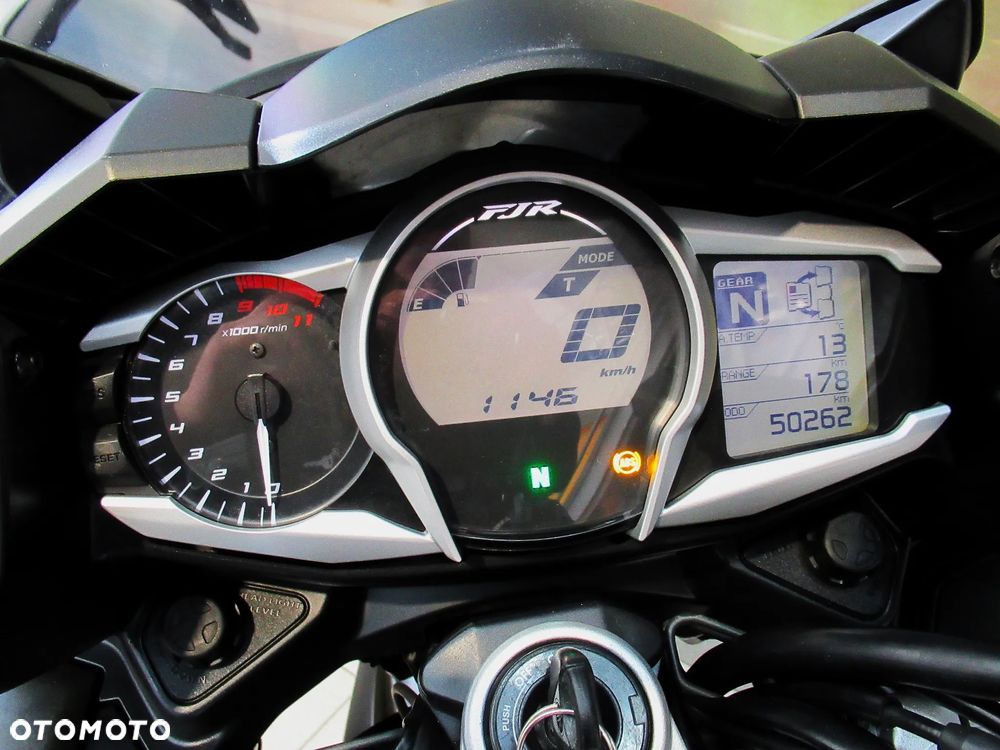 Yamaha FJR - 8