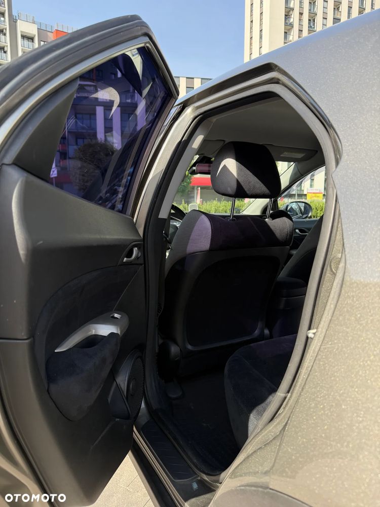 Honda Civic 1.8 Comfort - 18