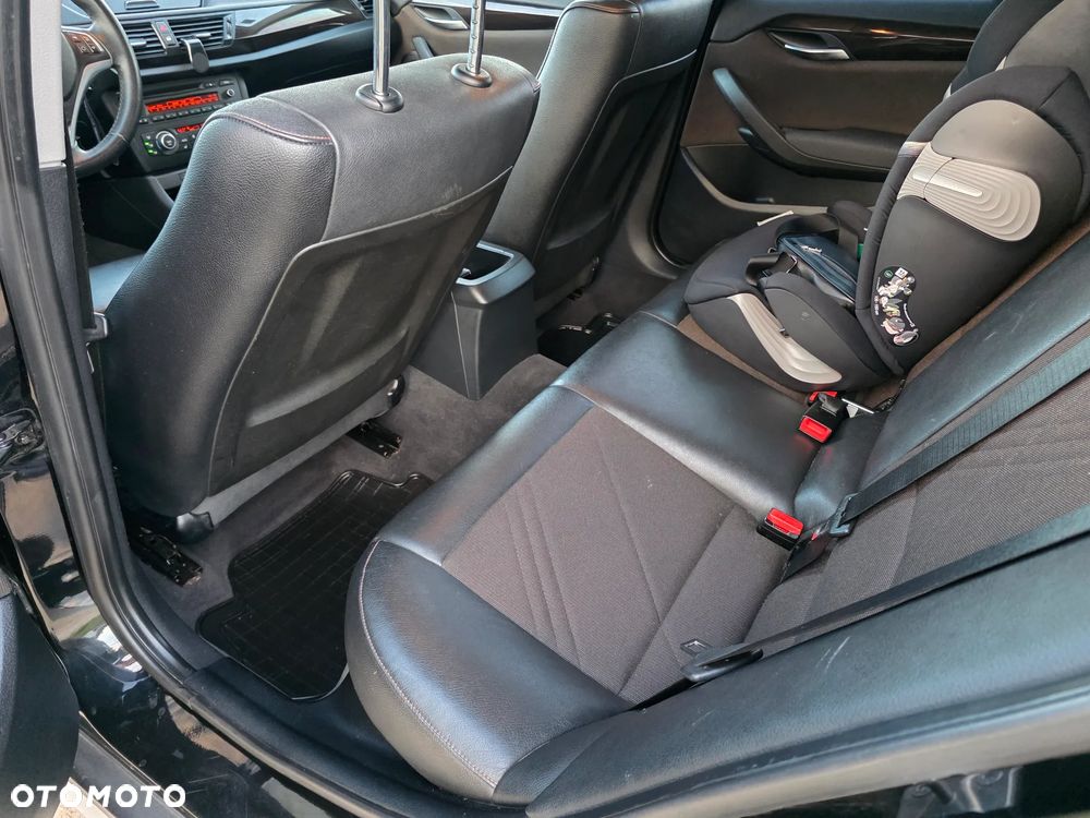 BMW X1 sDrive16d Sport Line - 21