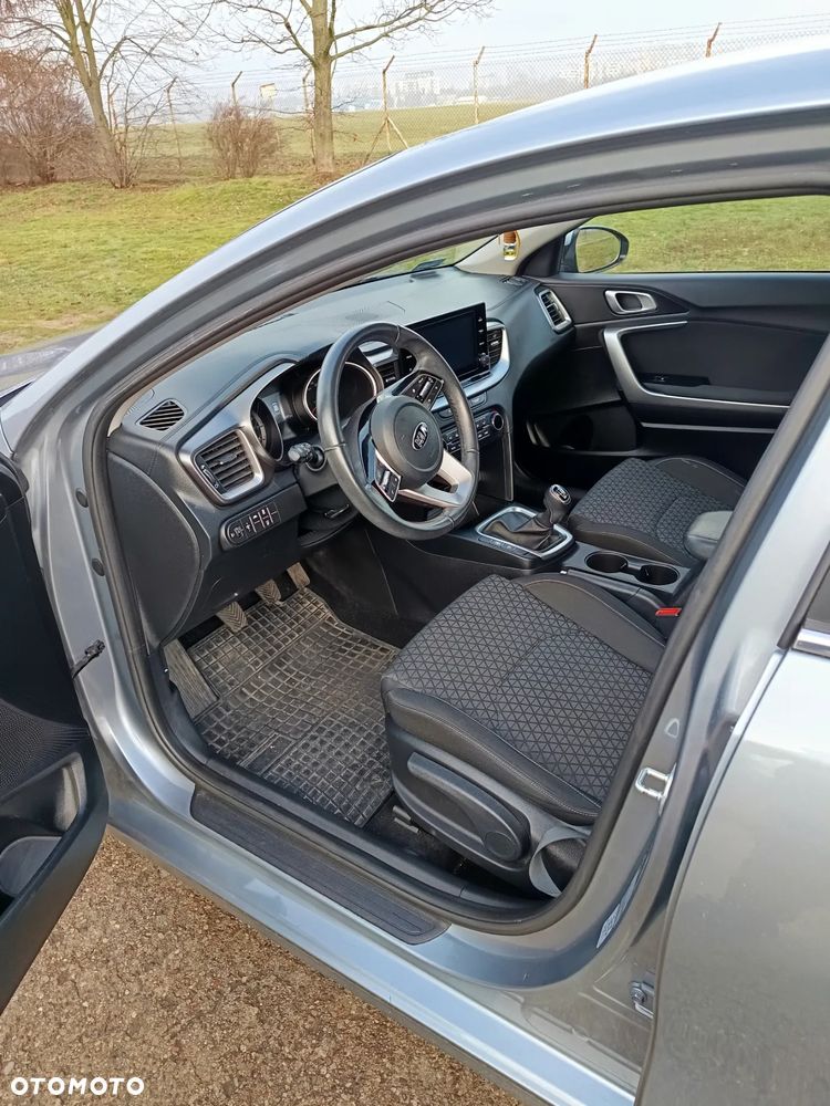 Kia Ceed 1.0 T-GDI M - 6