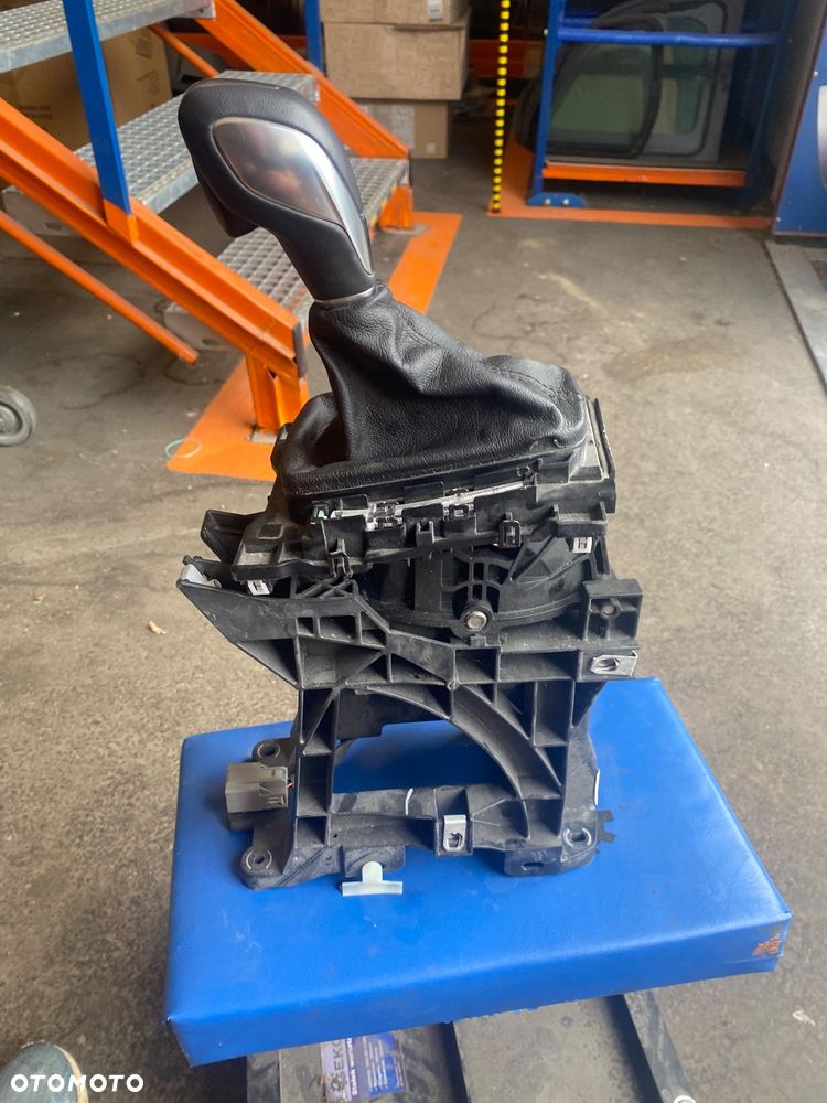 Ford S-max MK2  2 II LIFT galaxy MK4 18r 2.0 tdci  IGŁA!!! po 21 tyś km AUTOMAT WYBIERAK SKRZYNI BIEGÓW MIESZEK SKÓRZANY GAŁKA SKÓRZANA SKÓRA   mk 2 mk 3 mk 4 galaxy S max Smax S-maks lift II 2  galaxy - 16