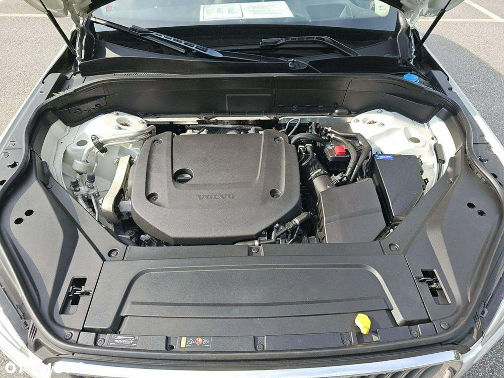 Volvo XC 90 B6 B AWD Ultimate Dark 7os - 12