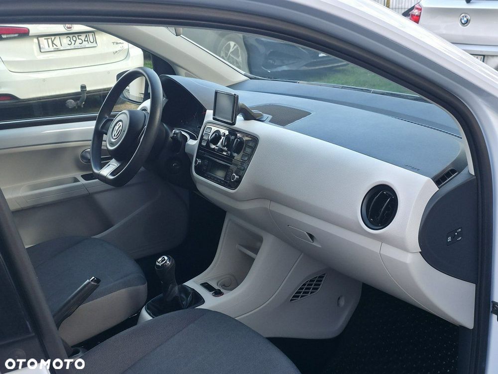 Volkswagen up! - 9