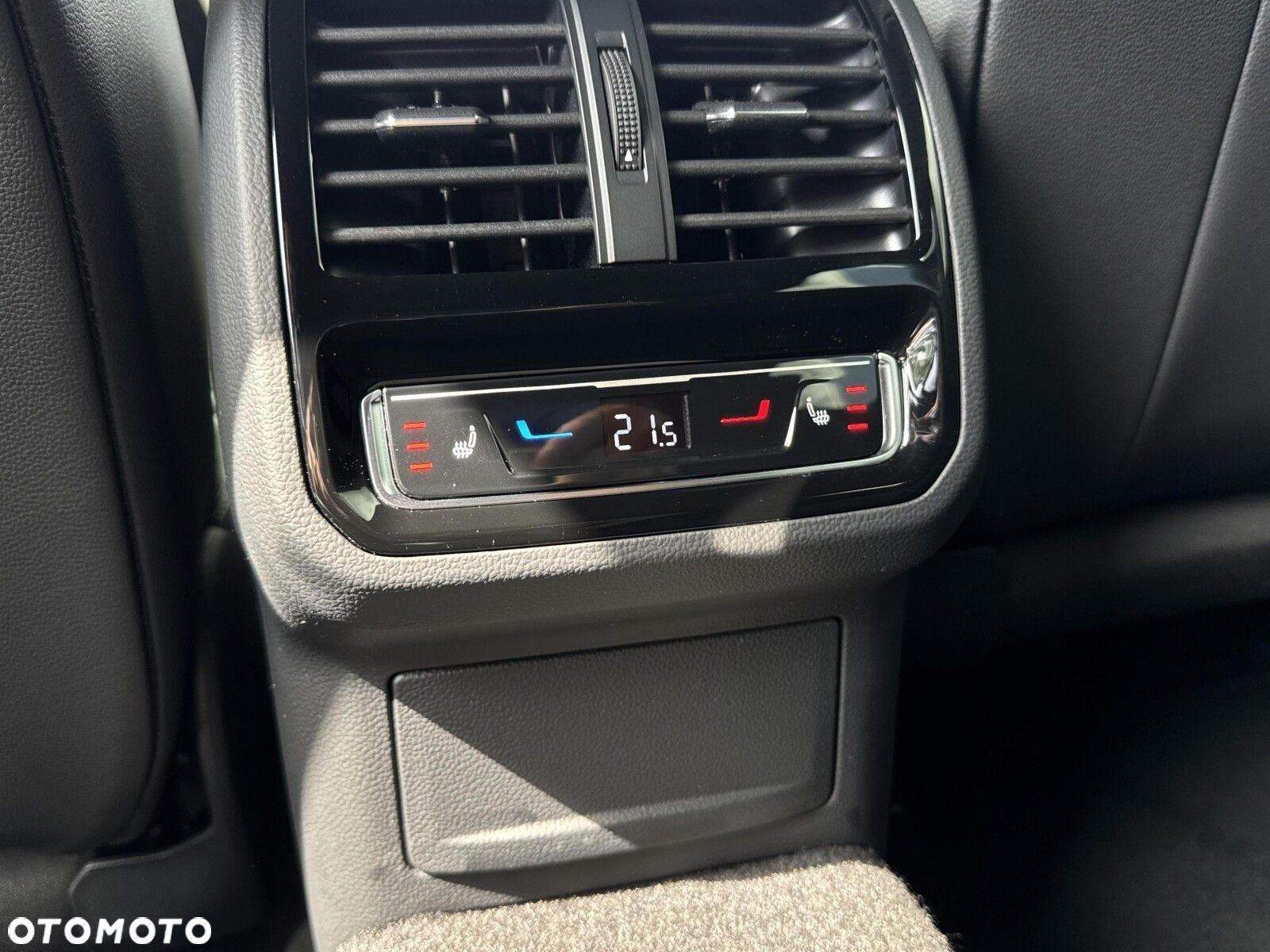 Volkswagen Arteon 2.0 TSI R-Line DSG - 35