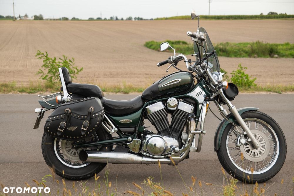 Suzuki Intruder - 11