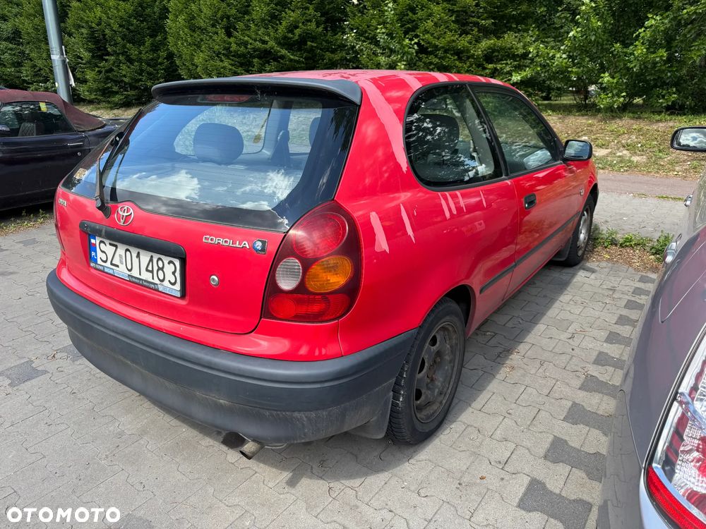 Toyota Corolla 1.4 Terra1 - 3