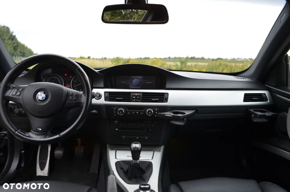 BMW Seria 3 335xi - 8
