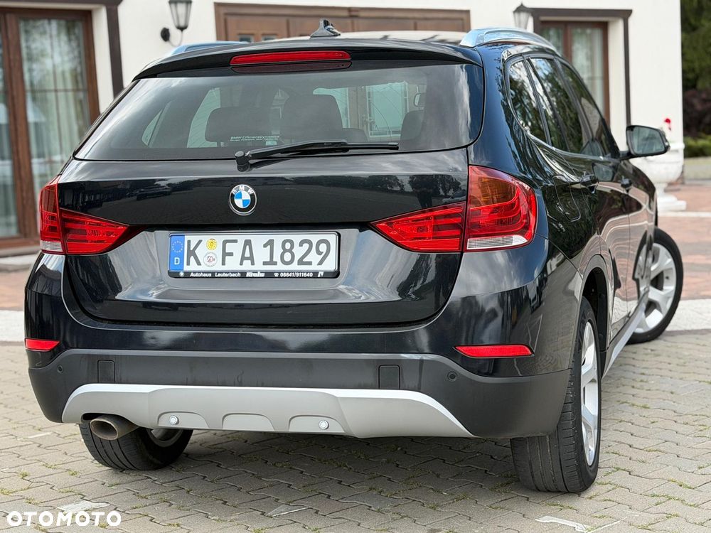 BMW X1 sDrive18d xLine - 24