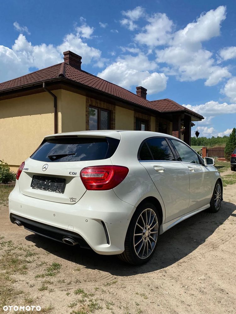 Mercedes-Benz Klasa A 180 d AMG Line - 3