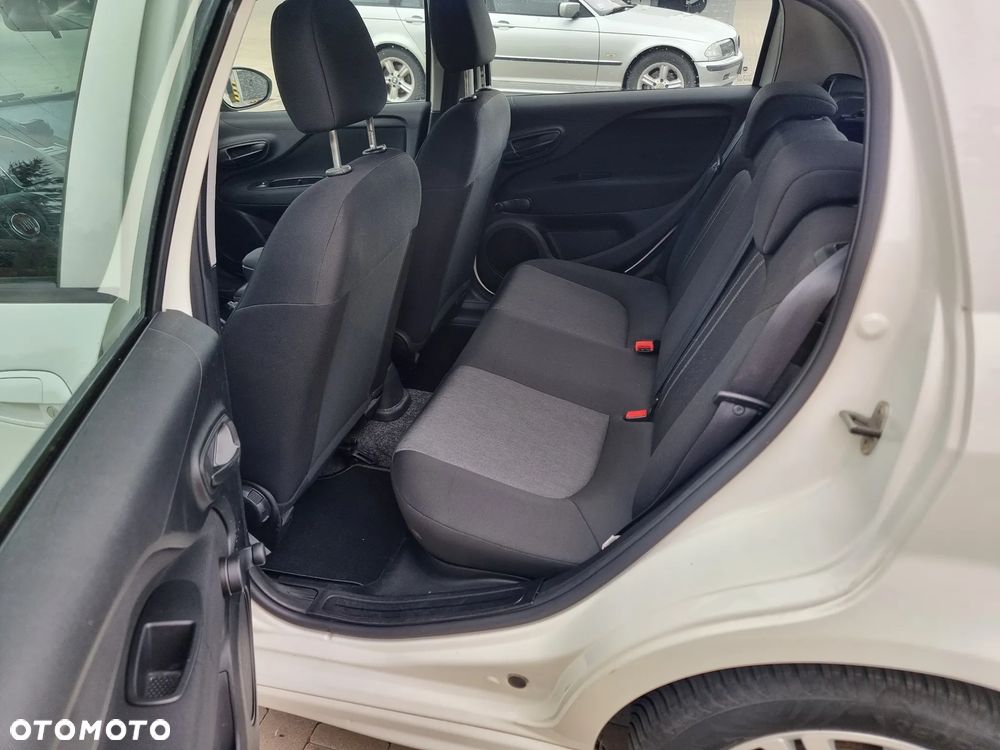 Fiat Punto - 10