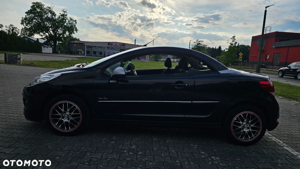 Peugeot 207 - 40