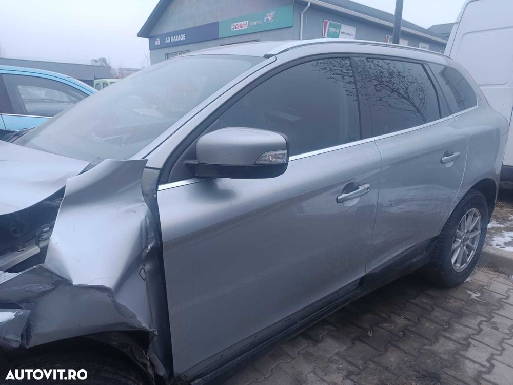 Usa dezechipata stanga/dreapta, fata/spate Volvo XC60 2012 - 1