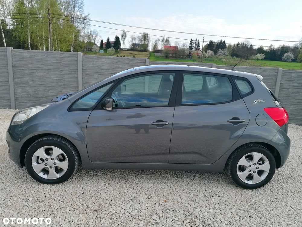 Kia Venga 1.6 CVVT Fifa World Cup Edition - 4