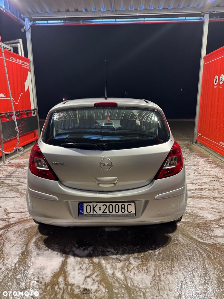 Opel Corsa - 4