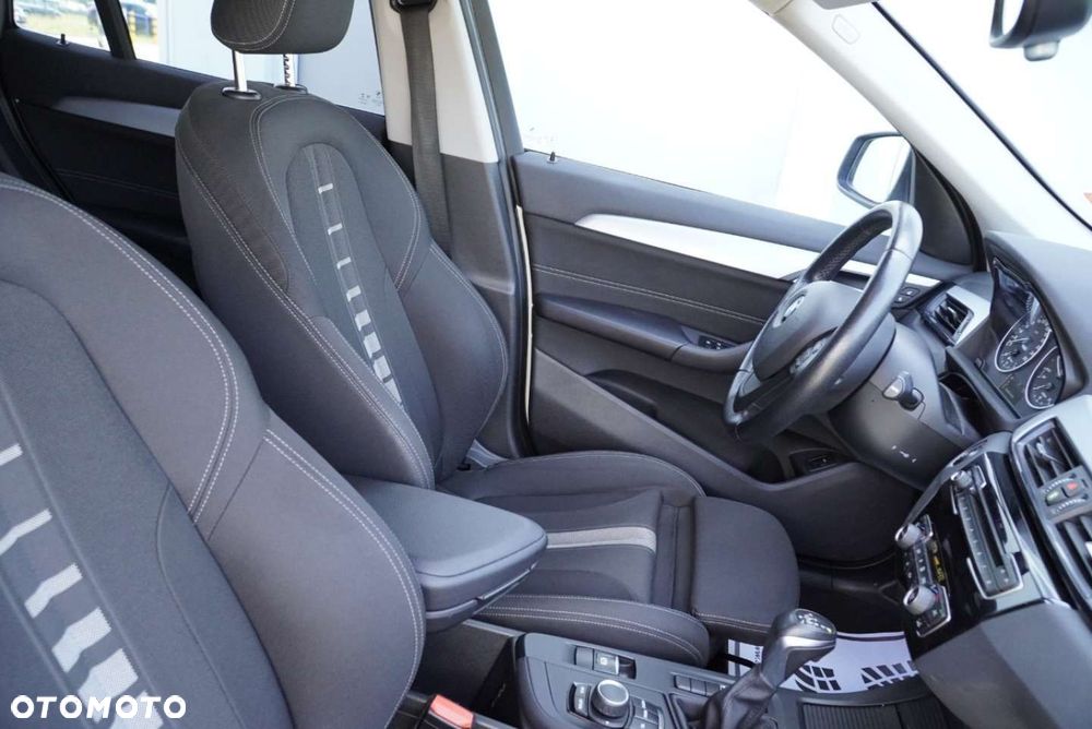 BMW X1 sDrive18d Advantage sport - 12