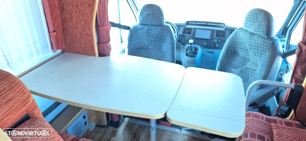 Chausson Trigano FORD TRANSIT 2.4 TDCI - 6 DORMIDAS - 5 LUGARES - 24