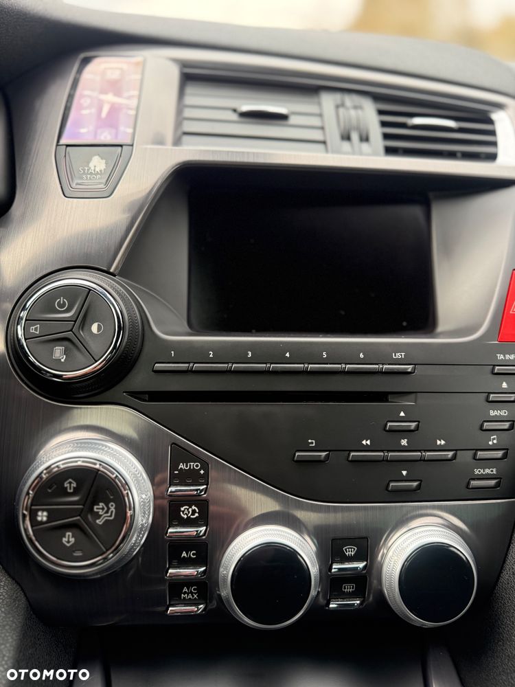 Citroën DS5 2.0 HDi Hybrid4 SoChic MCP - 9