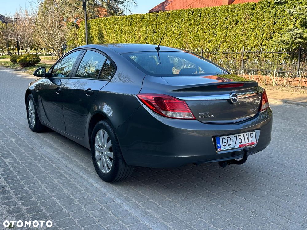 Opel Insignia 1.6 Design Edition - 4