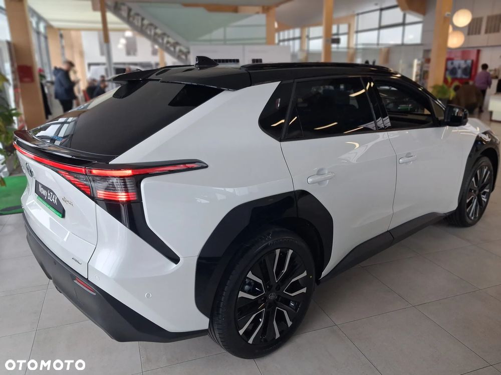 Toyota bZ4X 73.1kWh 4x4 Executive - 6
