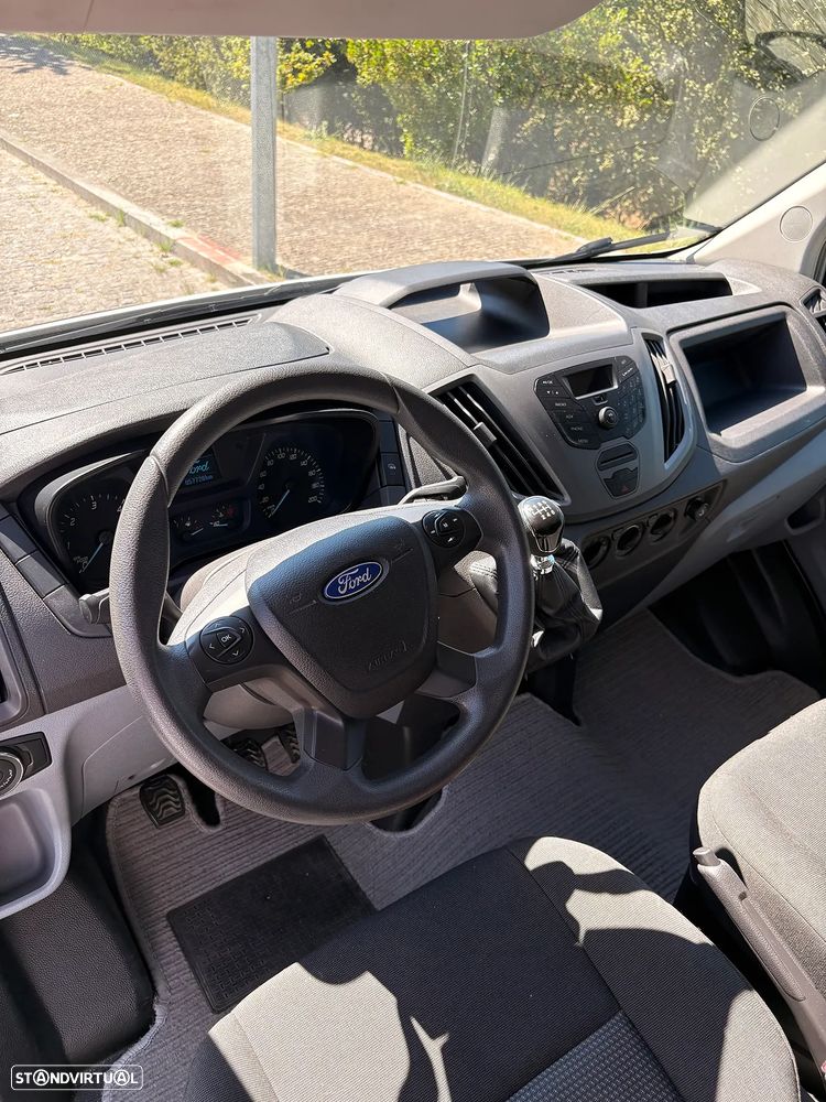 Ford Transit - 28