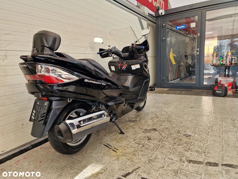 Suzuki Burgman - 5