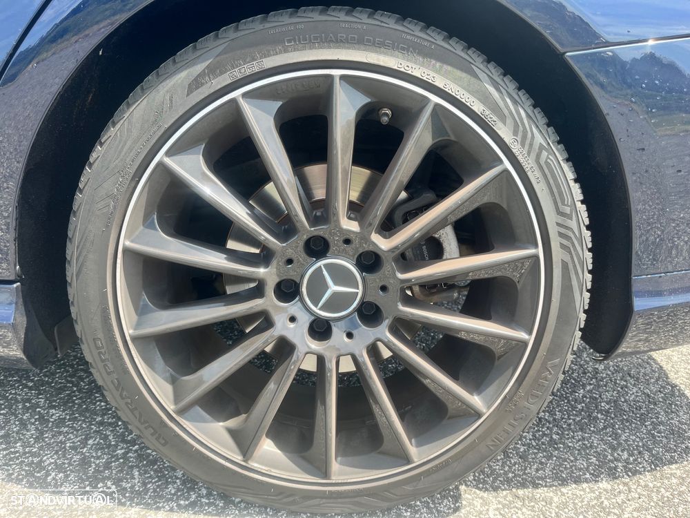 Mercedes-Benz CLA 180 d Shooting Brake AMG Line - 8