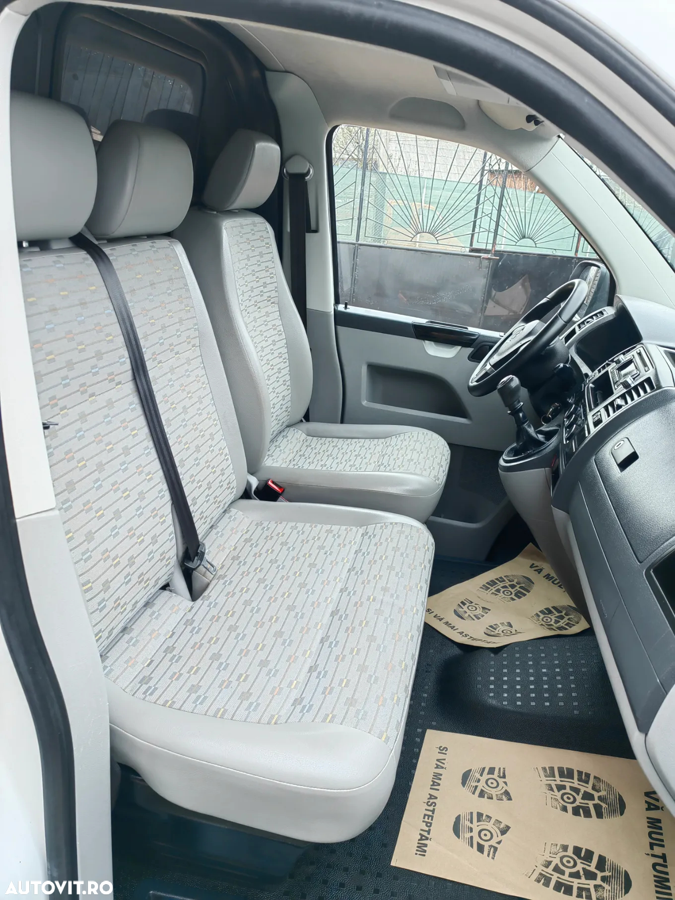 Volkswagen Transporter - 17