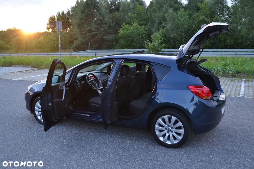 Opel Astra - 28