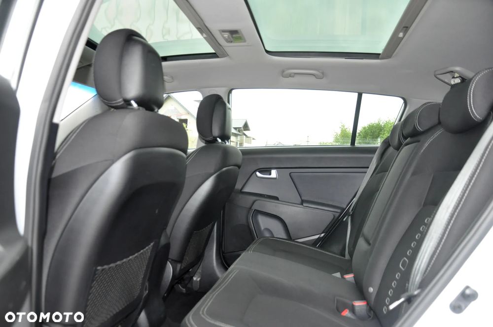 Kia Sportage 1.7 CRDI 2WD Spirit - 26