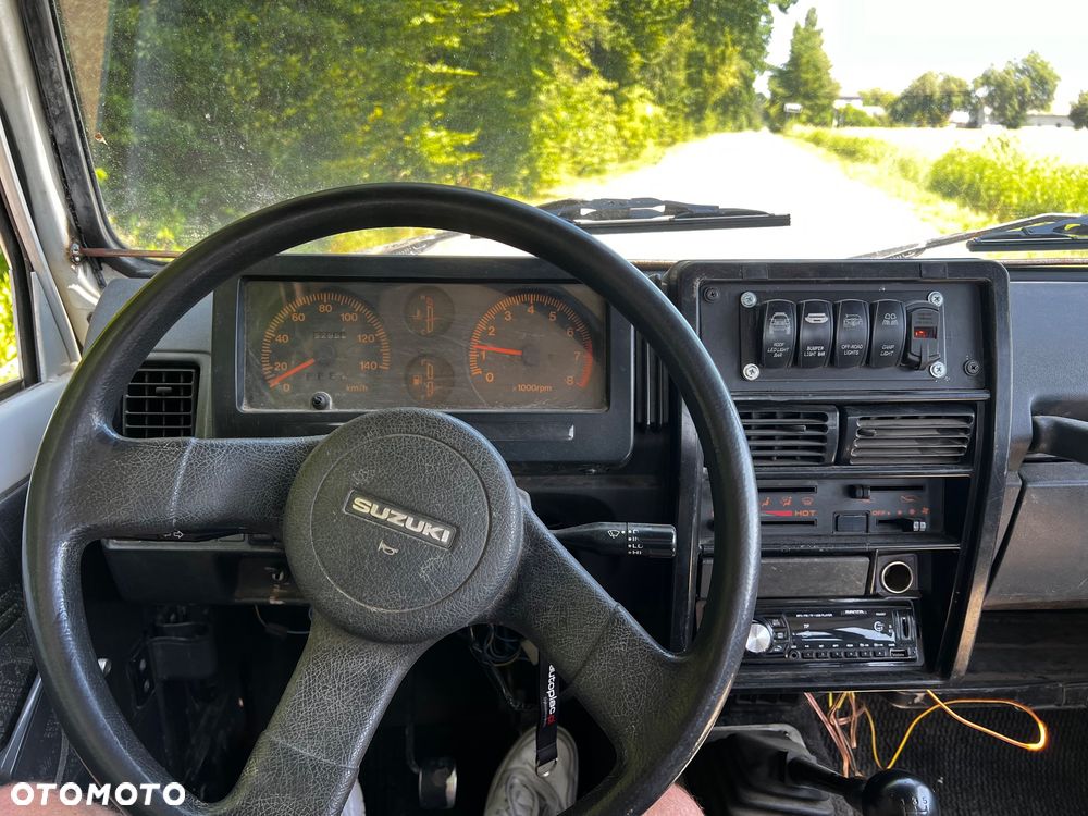 Suzuki Samurai - 14